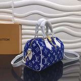 Close-up detail of chic modern women's handbag – women's luxury accessory