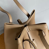 Ziva's Charm handbag – product shot (15cm*18.5cm*18cm)