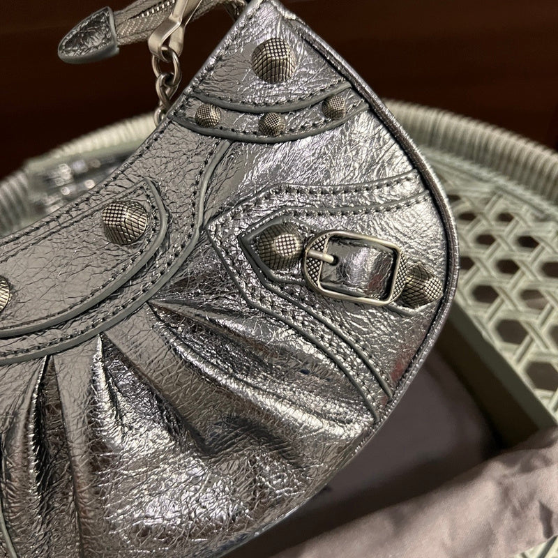 Interior view of refined sleek women's handbag – women's statement bag