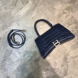 Elegant Premium PU Leather Handbag - Chic Everyday Appeal | Women's Designer-Inspired Purse #872 - side angle view (image 2) of designer-inspired handbag
