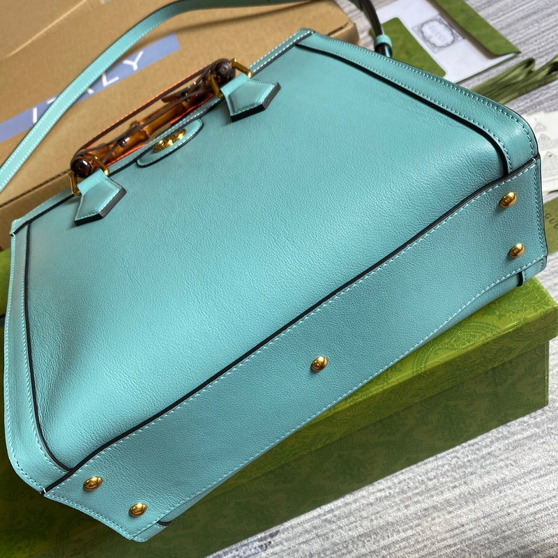 Handle and strap detail of premium refined women's handbag – women's premium purse