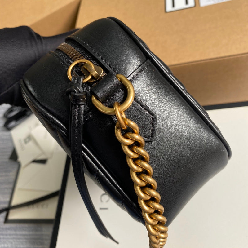 Handle and strap detail of sleek modern women's handbag – women's designer-style accessory