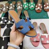 Hermès Beige Platform Sandals - Sole Detail View