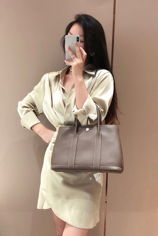 Versatile bag women's premium everyday handbag