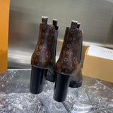 Louis Vuitton shoes Style 218 - top view showing design