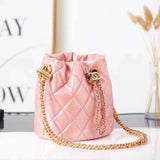  handbag, compact everyday style, image 4
