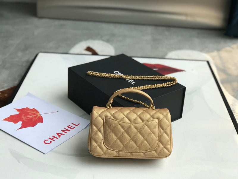 mid purse view 9