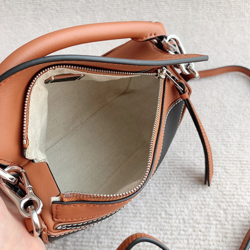 Ziva's Charm handbag – side angle view (12.5cm*18cm*8cm)