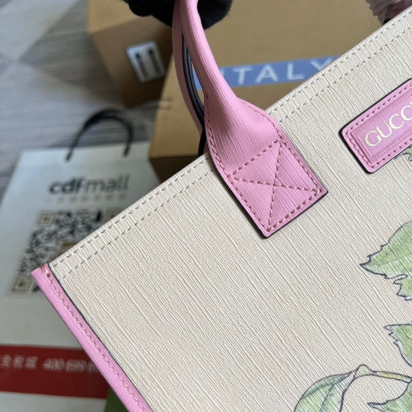 Balanced handbag styled for everyday wear