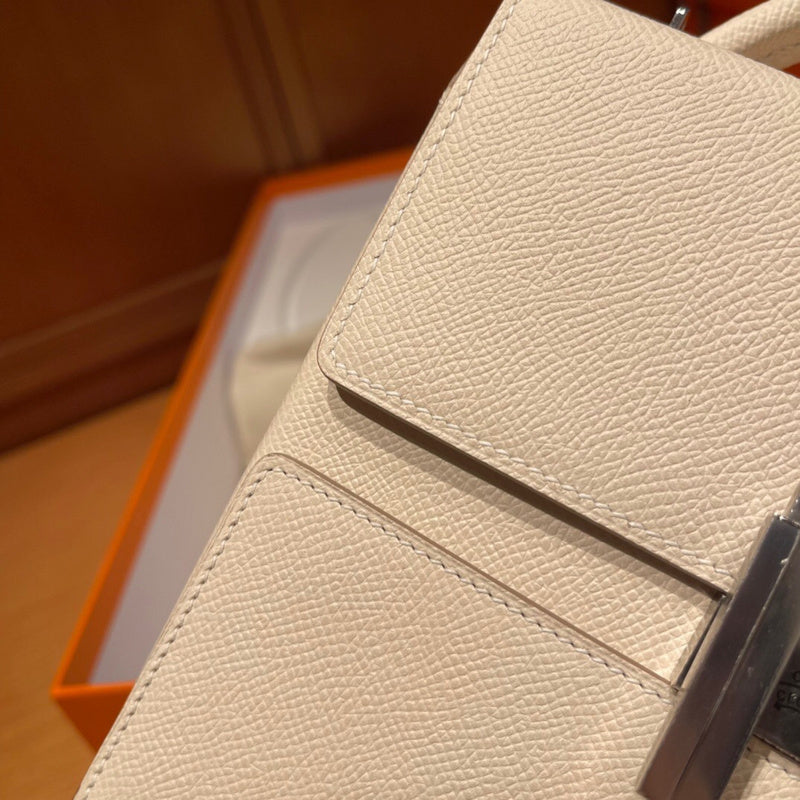 Classic bag women's premium everyday handbag