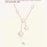 Full view of Van Cleef & Arpels unisex jewelry piece