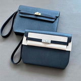  Curated everyday bag front view 19