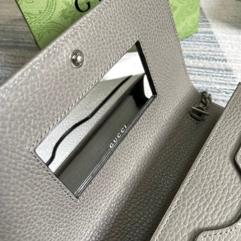 Styled lifestyle shot of statement everyday-luxe women's handbag – women's designer-style accessory