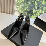 Styling view of Saint Laurent luxury piece style No.009