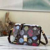 Side profile of structured chic women's handbag – women's luxury accessory