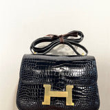  Smart shoulder bag carried on shoulder 10