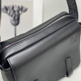 Ziva's Charm handbag – product shot (23cm*18cm*9cm)