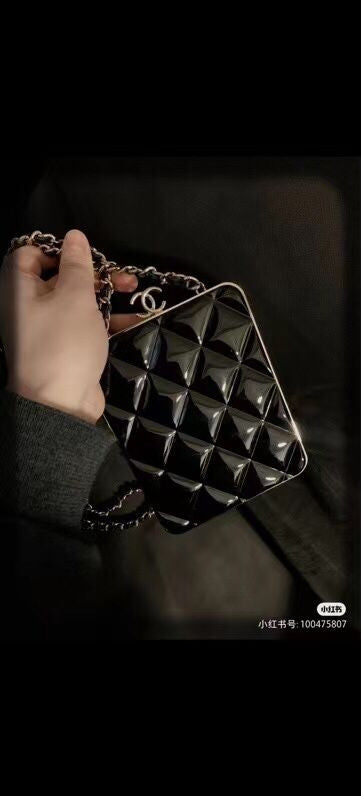  handbag, versatile everyday style, image 1