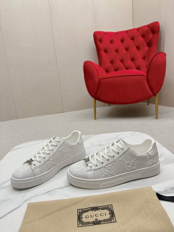 Gucci neutral cream luxury sneakers view 6 minimalist modern build