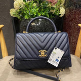  women's handbag, versatile design, view 3