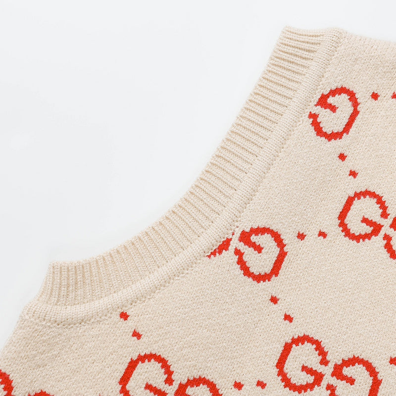 Flat lay presentation of Gucci luxury clothing with relaxed-fit cut
