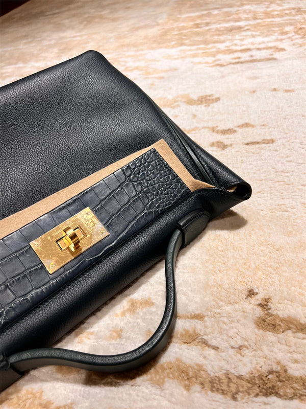 Interior view of understated premium bag