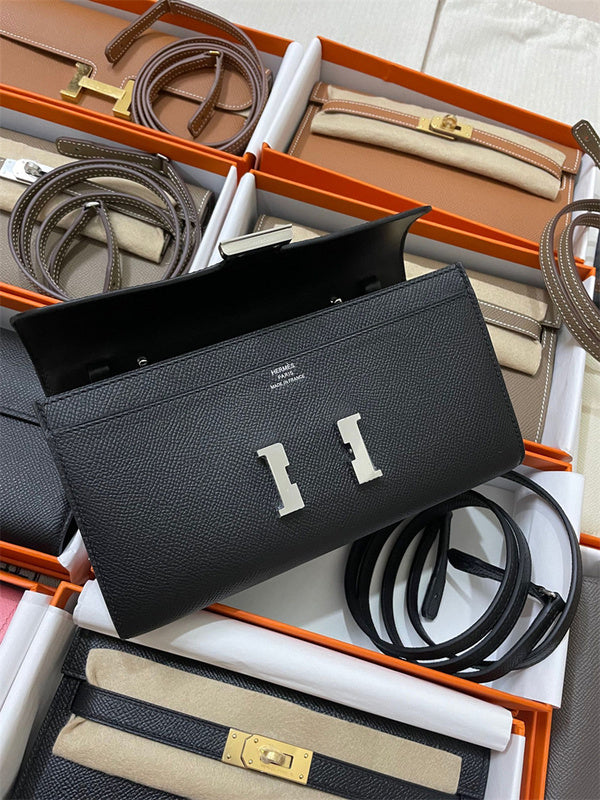 Side view of crisp structured handbag