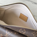  effortless handbag detail view showing craftsmanship