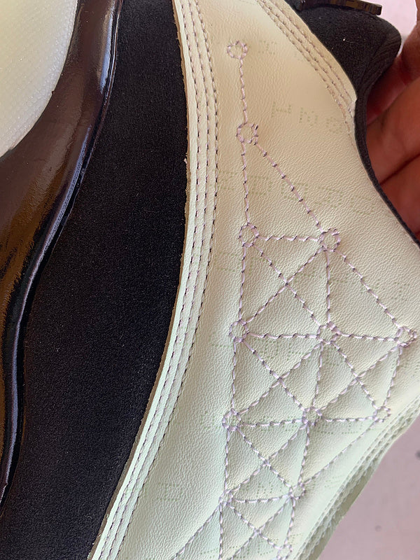 Nike Men's & Women's Designer Lifestyle Shoes — Style 224 angle view