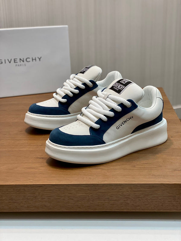 Givenchy shoes Style 189 - logo and branding close-up