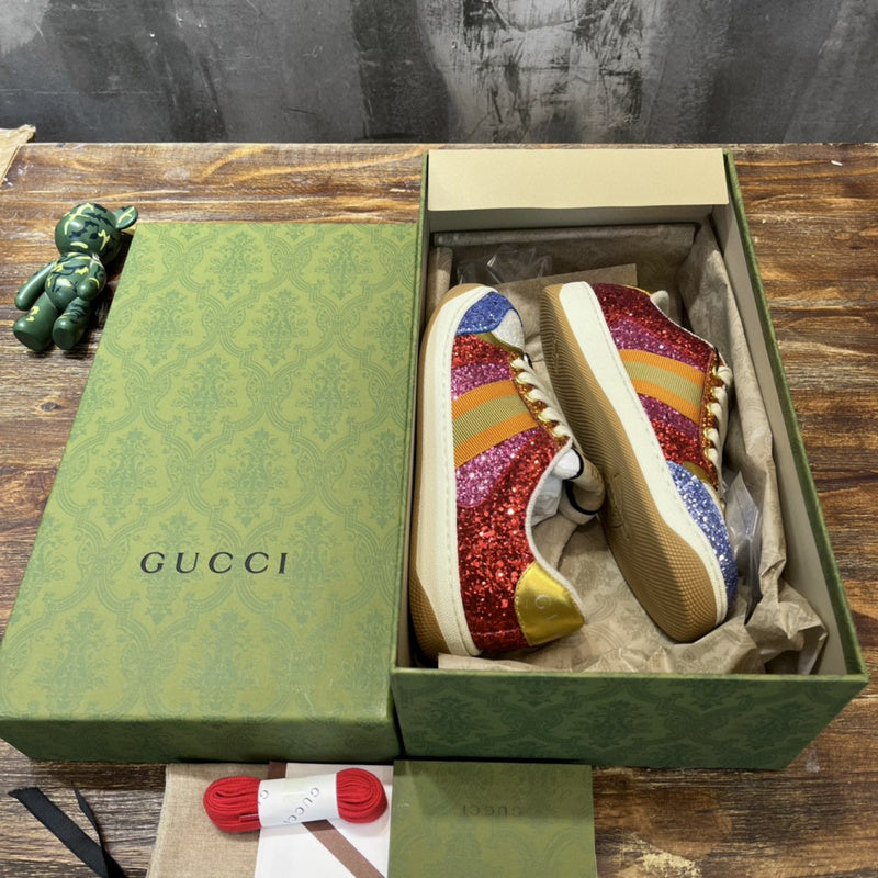 Gucci bold contrast luxury sneakers view 9 signature lace-up style