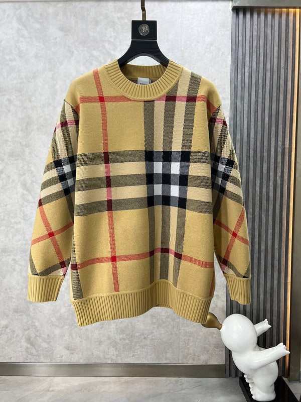 Front view of Burberry luxury piece style No.330