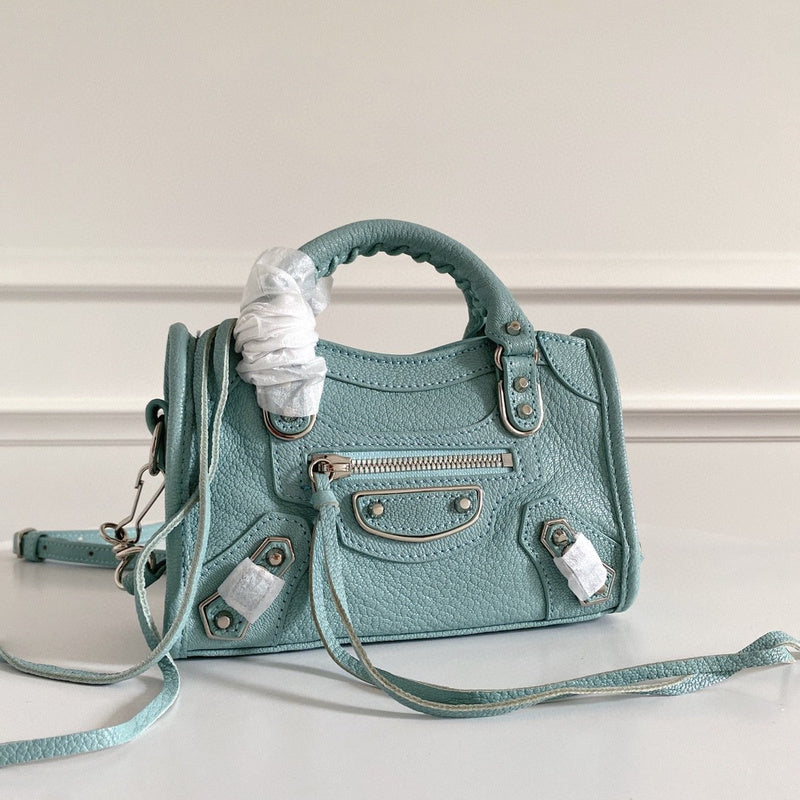 Zivas Charm Elevated Essentials Statement Handbag (Everyday Luxury Essential) – Full Silhouette