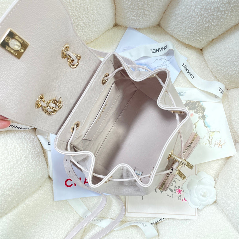 women's handbag, mid design, view 2