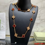 Front view of Van Cleef & Arpels unisex jewelry piece
