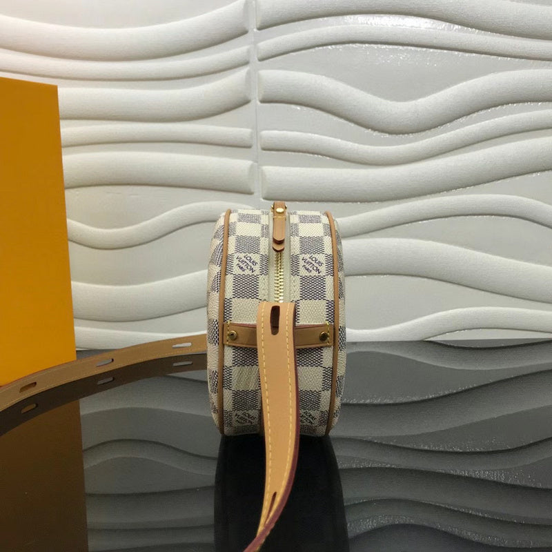 Close-up detail of signature everyday-luxe women's handbag – women's designer-style accessory