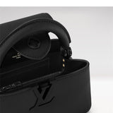  shoulder bag interior and compartment view 9