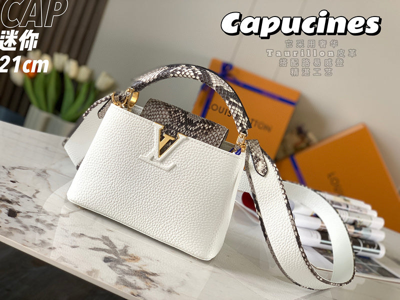 Side profile of classic everyday-luxe women's handbag – women's everyday handbag