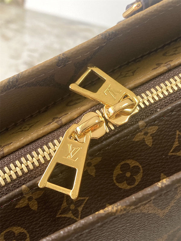  classic structured bag styled with outfit