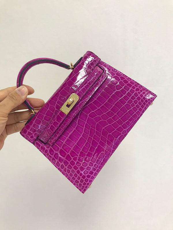 Side view of fluid structured handbag