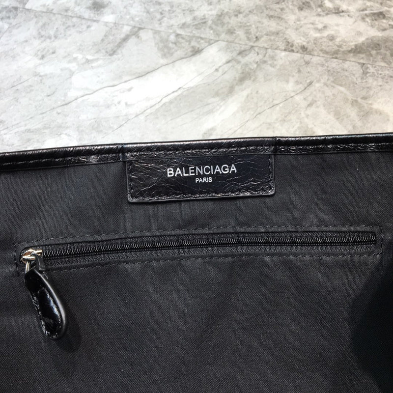 Elegant Vegan Leather Handbag - Chic Everyday Appeal | Women's Statement Accessory #778 - side angle view (image 2) of designer-inspired handbag