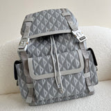 Close-up detail of structured polished women's handbag – women's everyday handbag