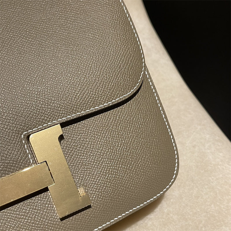 Clean-Lined bag shown from front angle