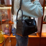 structured bag close-up of hardware and finish