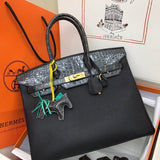  structured bag close-up of hardware and finish 107