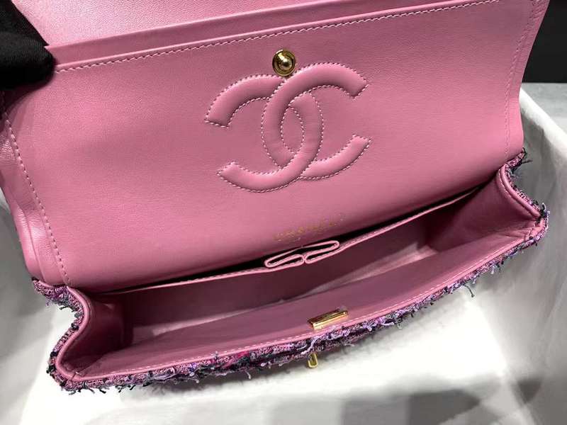 Zivas Charm Refined Everyday Style Luxury Handbag (Effortless Style Upgrade) – Lifestyle Shot