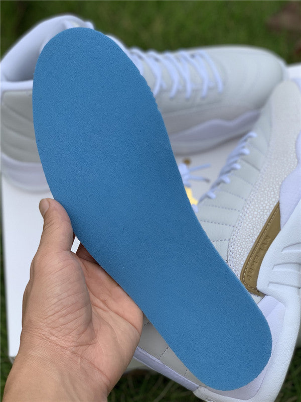 Nike Men's & Women's Premium Athletic Sneakers — Style 043 back view