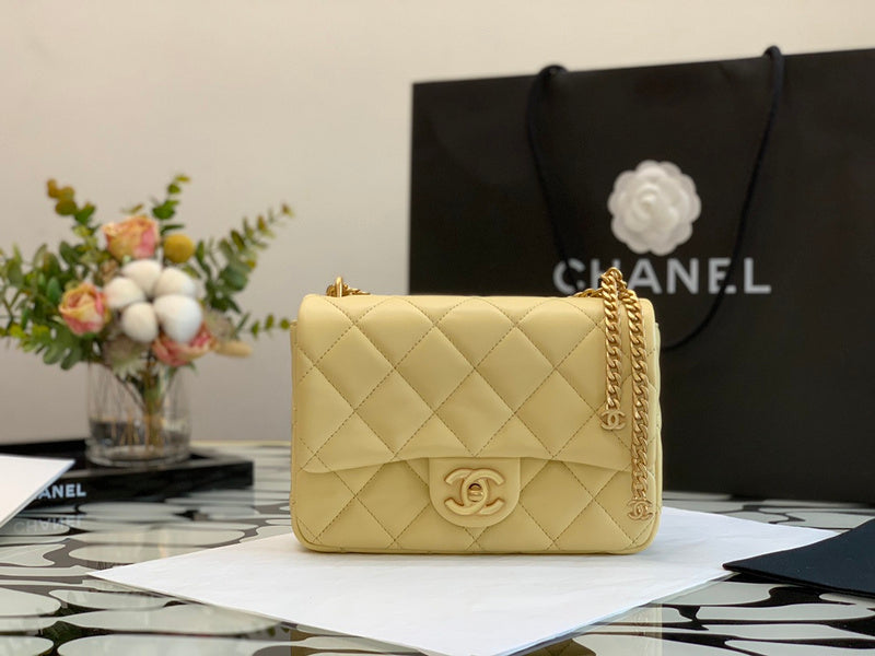  women's handbag, versatile design, view 5