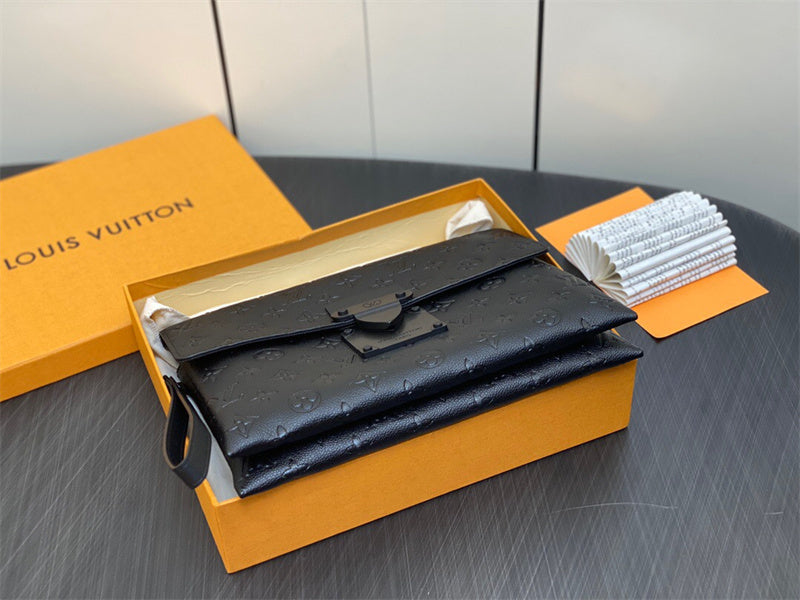  carryall bag interior and compartment view