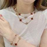 Front view of Van Cleef & Arpels unisex jewelry piece